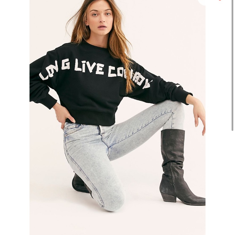 Wrangler Black and White Crew Neck Sweater - Picture 2 of 5